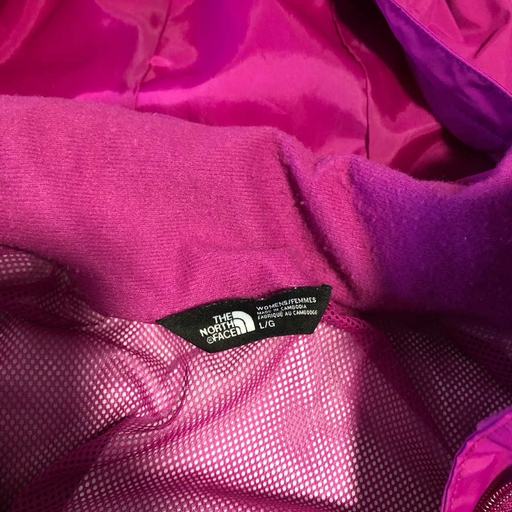 Womens North Face Coat - Picture 3 of 3